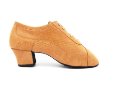 Extra soft suede shoe that confers a great feeling of comfort. Ability to mold to the foot which provides extreme flexibility to dance.